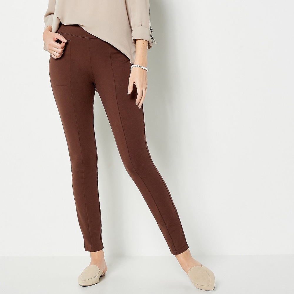 NEW Susan Graver Weekend Premium Stretch Leggings with Pockets Navy Plus 4X - Picture 2 of 3